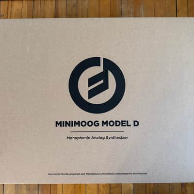 Moog Minimoog Model D Tribute Edition image 11