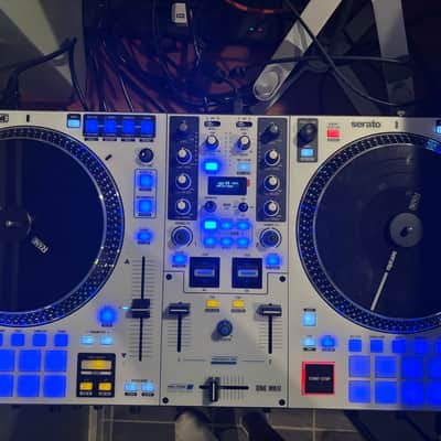 RANE ONE MKII Motorized DJ Controller with Decksaver image 4