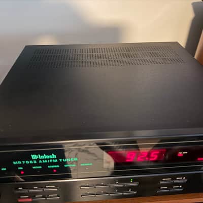McIntosh MR7083 Stereo Solid State Tuner 1990 - 1995 - Black pristine narrow image 5
