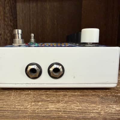 Electro-Harmonix Cathedral Stereo Reverb 2009 - 2020 - Blue / Purple image 6