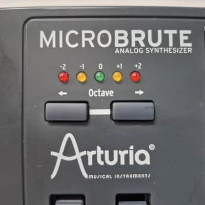 Arturia MicroBrute 25-Key Synthesizer 2014 - Present - Black image 3