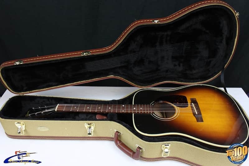 1990 Gibson J-30 Dreadnought Acoustic-Electric Guitar w/ Case