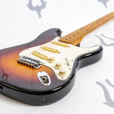 Daion Performer Series 500YB - Yellow Sunburst - Stratocaster image 18