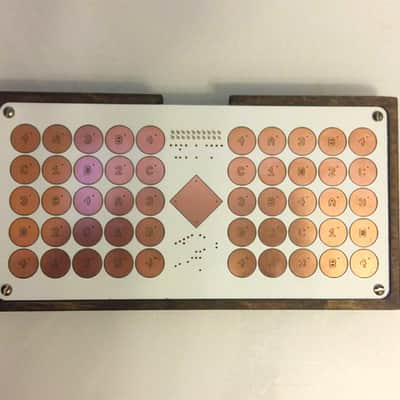 Synthfox Touch Bay tactile controller image 6