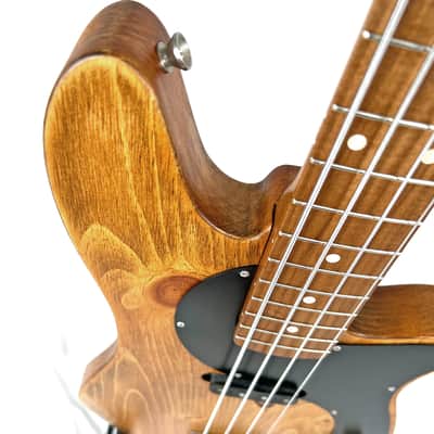 Offbeat Guitars "Roxie" 30" Short Scale Bass in Butterscotch Candy on Distressed Pine, Roasted Maple Neck, Fralin Split '51 P-Bass Pickup, Gotoh Hardware image 7