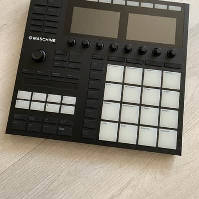 Native Instruments Maschine MKIII Groove Production Control Surface image 1
