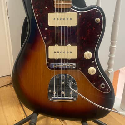 Fender Vintera '60s Jazzmaster Modified with Pau Ferro Fretboard 2019 - 2023 - 3-Color Sunburst image 5