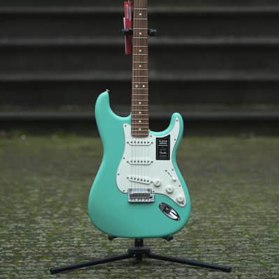 Fender Player Stratocaster PF - Sea Foam Green image 10