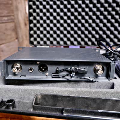 Sennheiser Digital 1000 Wireless Guitar System w/ Hard Case image 7