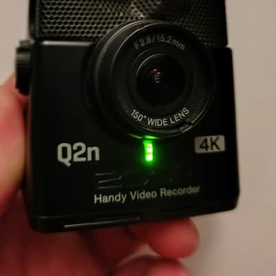 Zoom Q2n-4K Handy Video Recorder + 128GB SD Card + HDMI Cable + Tripod image 9