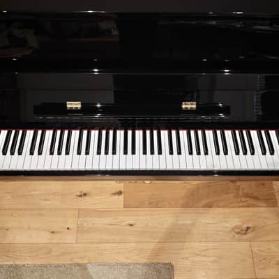Yamaha C110A early 2000's - Polished Ebony image 11