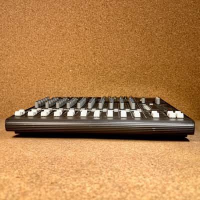 Mackie 1402-VLZ Pro 14-Channel Mic / Line Mixer  – Warranty image 4