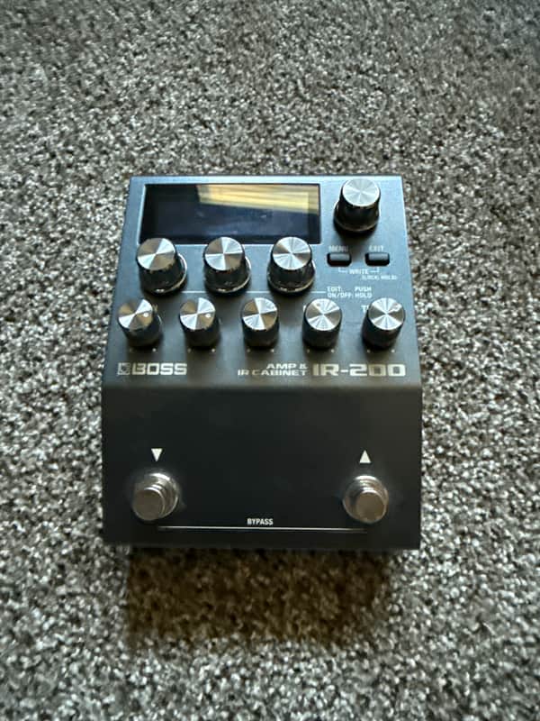 Boss IR-200 Amp and IR Cabinet 2021 - Present - Silver image 1