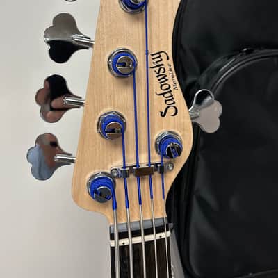 Sadowsky MetroLine 21-Fret Vintage Fretless P/J 5-String Bass Swamp Ash Body - Almond Sunburst Transparent Satin image 3
