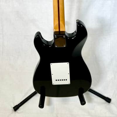 RARE EXCELLENT VINTAGE 1989 FENDER  SQUIER BULLET ELECTRIC GUITAR & USA MOLDED CASE L@@K image 6