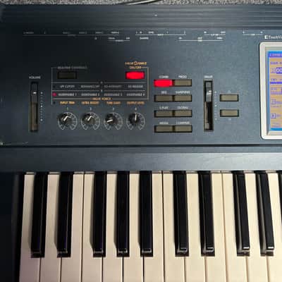 Korg Triton Extreme 61-Key 120-Voice Polyphonic Workstation 2005 - 2009 - Black image 5