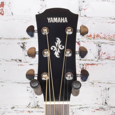 Yamaha APX600 Thinline Cutaway Acoustic-Electric Guitar - Black image 5