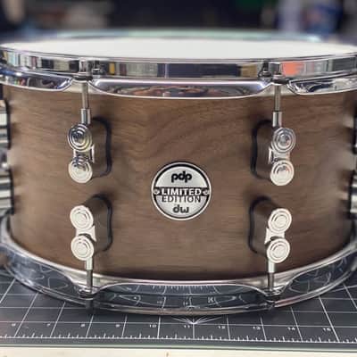 PDP 7x13 Concept Maple/Walnut 20-Ply Limited Edition Snare Drum Natural Satin image 3
