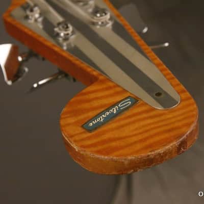 Silvertone/Teisco "Flea" Bass 1960s Sunburst image 19