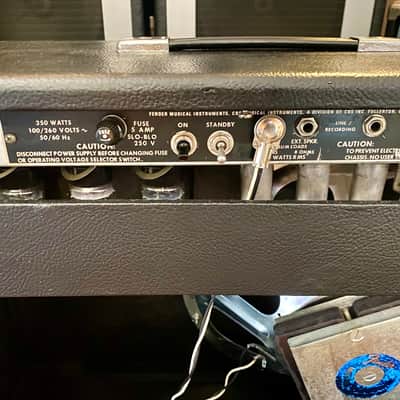 Fender Vibrosonic Reverb 2-Channel 100-Watt 1x15" Guitar Combo Silverface 1976 image 9