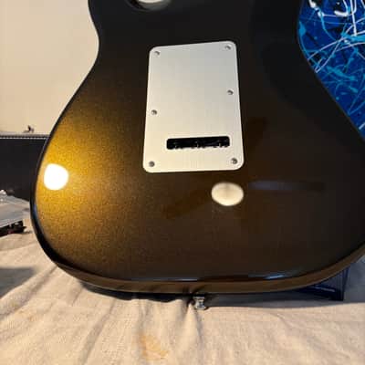 Fender American Ultra II Stratocaster with Ebony Fretboard 2024 - Present - Texas Tea image 4