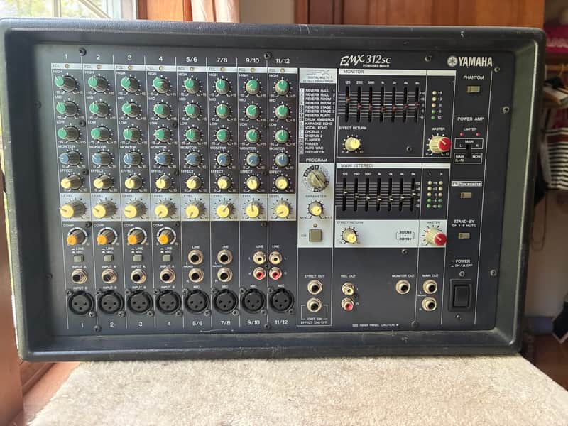Yamaha EMX312SC 12 Channel 300-Watt Powered Analog Mixer 2010s - Gray image 1