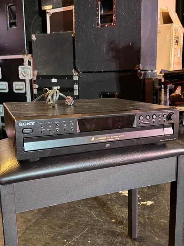 Sony Model CD-CE275 5 Disc Changer