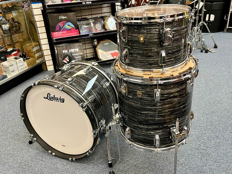 Ludwig Classic Maple Fab 3 Piece Shell Pack, Vintage Black Oyster - Floor Display image 1