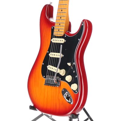Fender Certified Pre-Owned American Ultra Luxe Stratocaster, Maple Fingerboard, Plasma Red Burst (J5) (03656) image 4