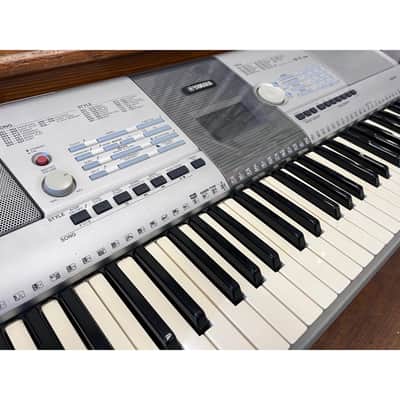 SECONDHAND Yamaha PSR-295 Keyboard image 3