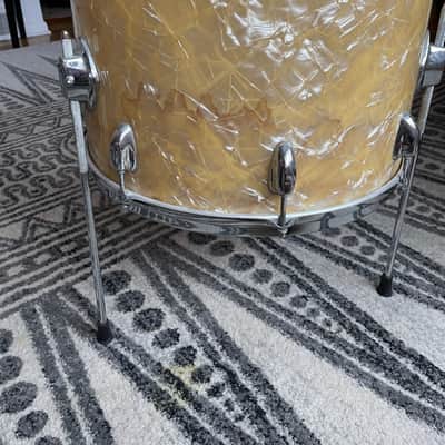 Stewart Drumset MIJ 1960s White Marine Pearl image 6