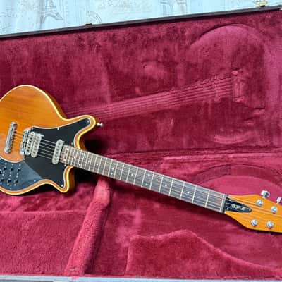 1994 Guild BM-02 Brian May Special Natural Finish Original Hard Shell Case BHM02 BM01 **RARE** image 5