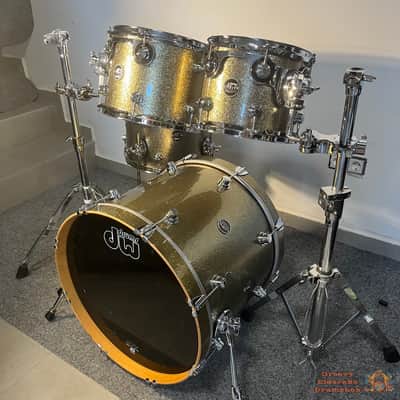 DW Performance 20,10,12,14 Maple Drum Kit - Gold Sparkle image 1