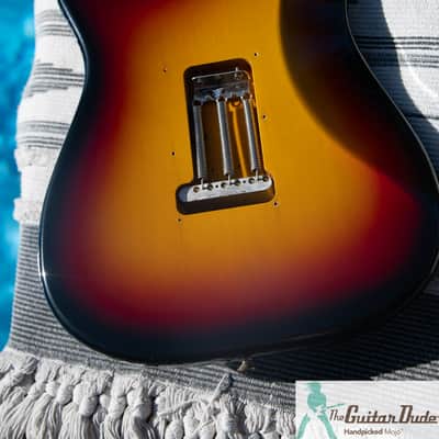 Immagine 1985 Tokai  Goldstar Sound TST-60 - 60's Strat Copy - Three Tone Sunburst _ Made in Japan - Pro Set Up w Perfect Frets/Action/Intonation! - 4