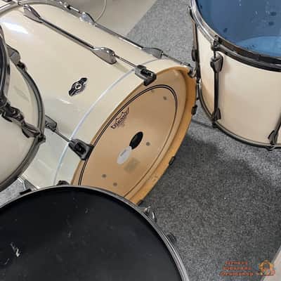 Tama Superstar Hyperdrive Birch 22,12,16 + 14 Drum Kit image 5