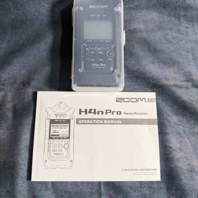 Zoom H4n PRO Handy Digital Multitrack Recorder - All Black image 2