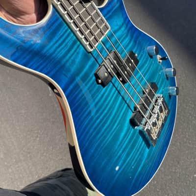 B.C. Rich Custom 2008 - Figured image 3