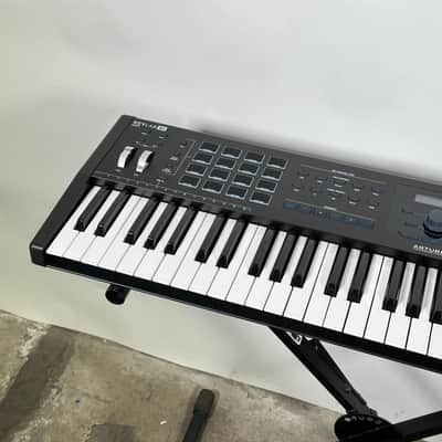 Arturia KeyLab 61 MkII MIDI Keyboard Controller image 4