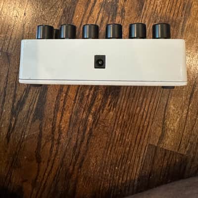 Electro-Harmonix Deluxe Big Muff Pi Distortion / Sustainer 2014 - Present - Black / Red image 4