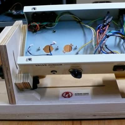 Alchemy Audio Electric Guitar Adjustable Amplifier Cradle For Builds & Repairs image 1
