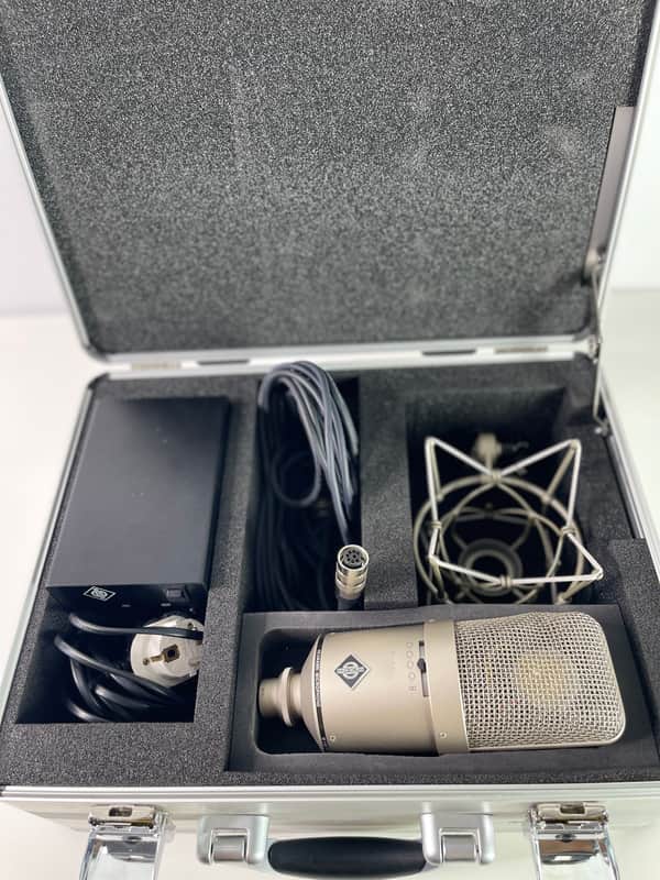 Neumann M 149 Large Diaphragm Multipattern Tube Condenser Microphone