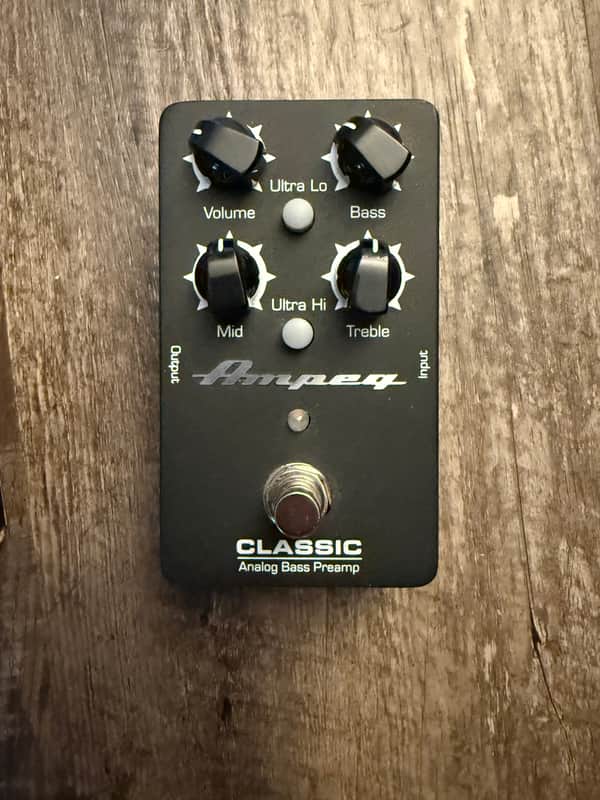 Ampeg Classic Analog Bass Preamp