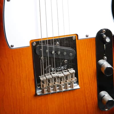 Fender American Standard Telecaster 2-Tone Sunburst Electric Guitar 2011 Pre-Owned image 6