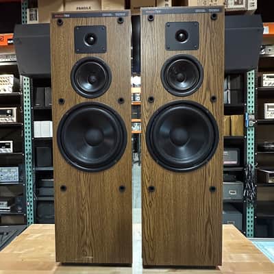 Boston Acoustics T830 3-Way Acoustic Suspension Tower Speakers image 1