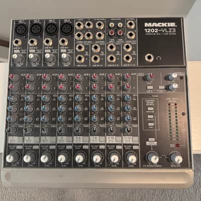 Mackie 1202-VLZ3 12-Channel Mic / Line Mixer 2008 - 2014 - Black image 2