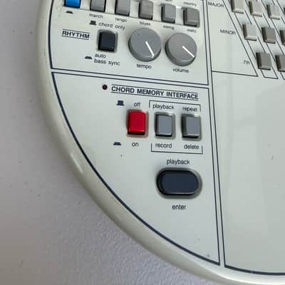 Suzuki OM-84 Omnichord with Vinyl Carrying bag image 4