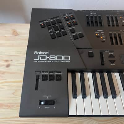 Roland JD-800 61-Key Programmable Synthesizer 1991 - 1995 - Carbon image 2