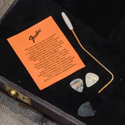 1996 Bonnie Raitt Custom Shop Stratocaster Blue Burst (84 of 200) image 15