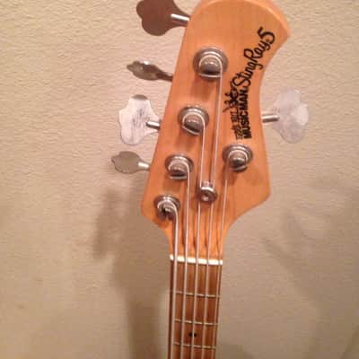 Ernie Ball/Musicman Stingray Sunburst w/Ernie Ball hard case image 2