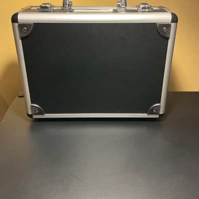 AKG C214 Professional Condenser Microphone w/ Shockmount & Hard Case – Excellent - Excellent image 8
